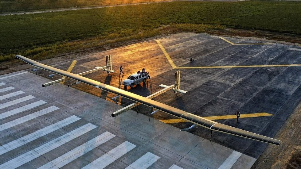 Aviation Industry Corporation of China, AVIC, Qimingxing 50, Morning Star 50,Zhu Shengli, quasi-satellite,the Global Times, UK, USA,
