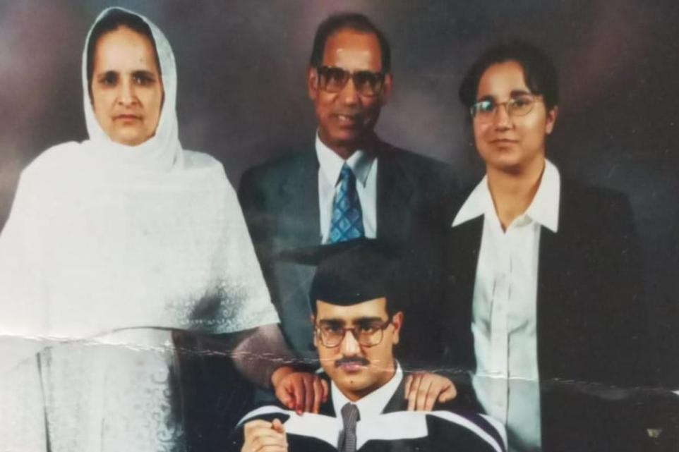 United Kingdom,Islamabad High Court, Advocate Sharafat Ali Chaudhry, Justice Arbab Muhammad Tahir, Bradford biochemist, Islamabad Police, Bradford West MP Naz Shah, Dr. Rehiana B. Ali