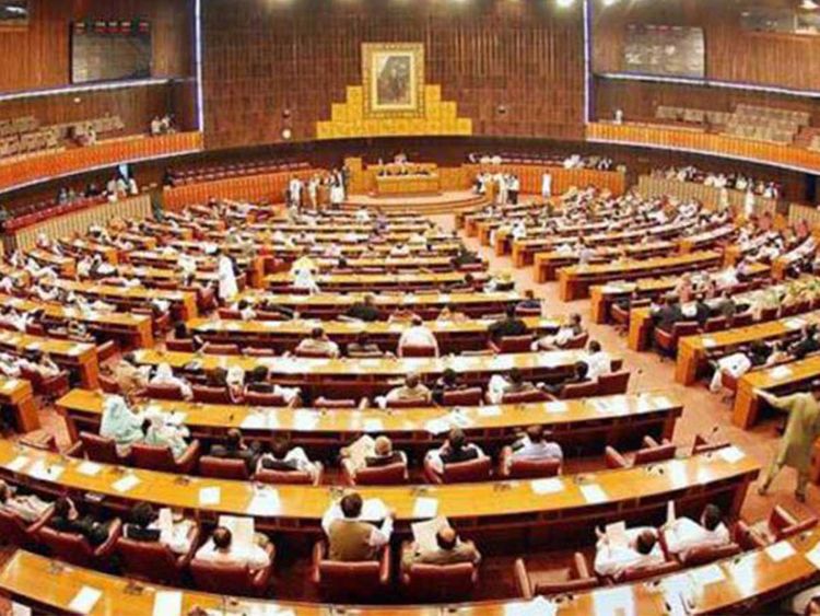 Hussain Shaheed Suhrawardy, Ayub Khuhro, Pir Ilahi Bakhsh, Nawab Iftikhar Mamdot, Moulvi Fazlul Haq, Public Representative Officers Disqualification Act,PRODA,Jamaat-e-Islami, Awami League, Gen Ziaul Haq,PPP, Islami Jamhoori Ittehad, IJI, Benazir Bhutto, Asghar Khan, Nawaz Sharif, President Ghulam Ishaq Khan, Presidetn Farooq Laghari, Gen Pervez Musharraf, PML-N, Pakistan