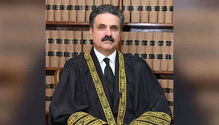Editor, Khudayar Mohla,Pakistan Supreme Court, Chief Justice Yahya Afridi, constitutional interpretation, constitutional bench Pakistan, Haq-e-Shufa’a, right of pre-emption, Supreme Court policy guidelines, case transfer to constitutional bench, legal interpretation Pakistan, Justice Shahid Waheed, legal challenges in Pakistan, Registrar's Office Supreme Court, constitutional law Pakistan, judicial processes Pakistan, recent Supreme Court rulings