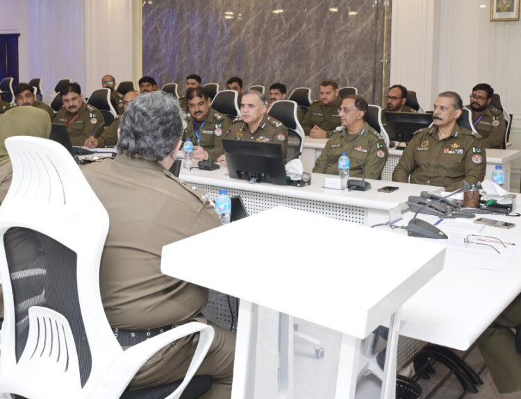 Punjab Police, Inspector General, Dr. Usman Anwar, paperless policing, digital documentation, crime data, criminal administration of justice, defense lawyers, community-focused policing, police Readers, surprise inspections, artificial intelligence, modern technology.