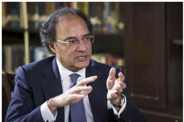 National Finance Commission (NFC), 11th NFC Award, K-P CM Sohail Afridi, Rs3 trillion outstanding liabilities, K-P fiscal rights, NFC meeting December 4, Chashma Right Bank Canal, Centre-Province fiscal relations, provincial share reduction, net hydel profit, tax-to-GDP ratio Pakistan, NFC divisible pool, FBR, Shehbaz Sharif, customs duties controversy, Pakistan fiscal federalism, IMF tax report.