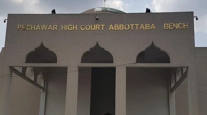 Peshawar High Court, Abbottabad Bench, Ayub Teaching Hospital, ATH Abbottabad, financial irregularities case, interim relief, stay order, MTI Abbottabad, Efficiency and Discipline Rules 2025, hospital procurement scam, Justice Abdul Fayyaz, Justice Aurangzeb, Mian Muhibullah Kakakhel, Habibullah Turabi, medical teaching institution, BoG Ayub Medical Teaching Institution, Abbottabad news, legal news Pakistan, Khudayar Mohla